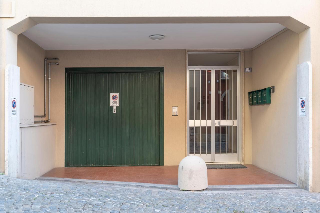 A 2 Passi Da Alba With 6 Beds Apartment Rodello Exterior foto